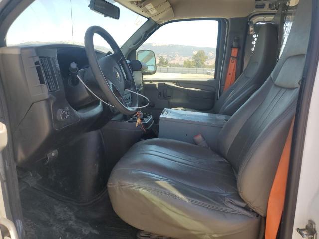 1GCWGFCAXD1903480 - 2013 CHEVROLET EXPRESS G2 WHITE photo 7