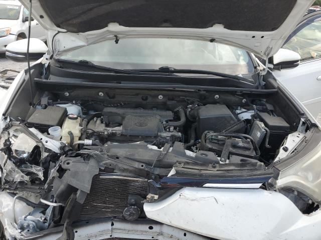 JTMRFREV5HJ117447 - 2017 TOYOTA RAV4 XLE 白色 照片 12