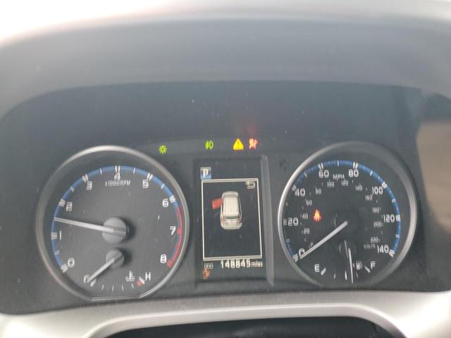 JTMRFREV5HJ117447 - 2017 TOYOTA RAV4 XLE 白色 照片 9