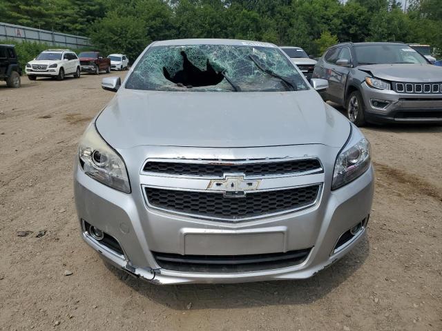 1G11C5SA8DU150301 - 2013 CHEVROLET MALIBU 1LT SILVER photo 5
