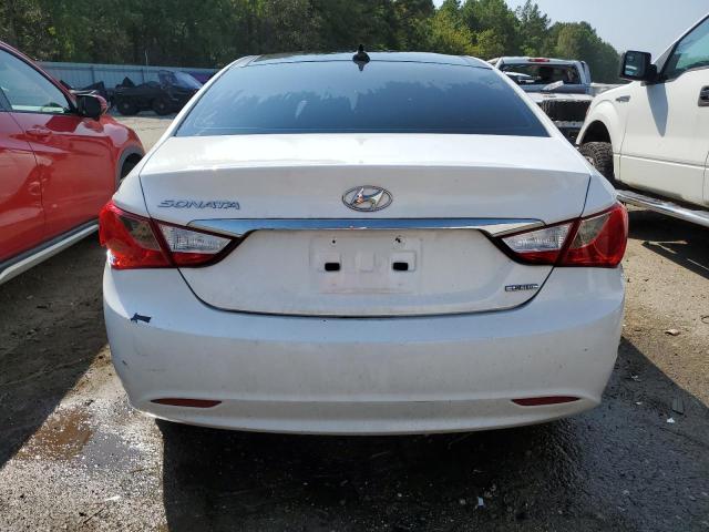 5NPEC4AC6CH420754 - 2012 HYUNDAI SONATA SE WHITE photo 6