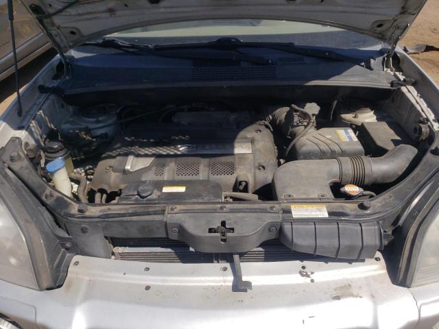 KM8JM72B26U476098 - 2006 HYUNDAI TUCSON GL SILVER photo 11