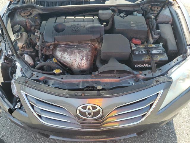 4T4BF3EK2BR162132 - 2011 TOYOTA CAMRY BASE GRAY photo 11