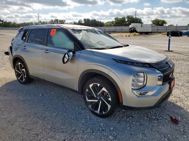 JA4J3TA89NZ025901 - 2022 MITSUBISHI OUTLANDER ES ვერცხლისფერი ფოტო 4