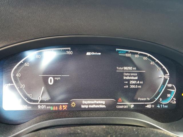 5UXTS1C07L9D33676 - 2020 BMW X3 XDRIVE30E GREEN photo 9