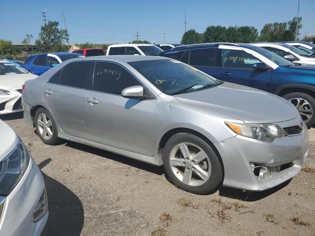 4T1BF1FK3DU273515 - 2013 TOYOTA CAMRY L SILVER photo 4