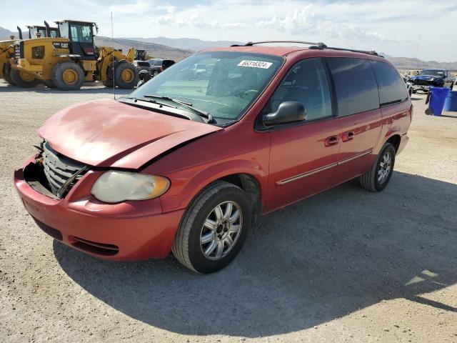 2C4GP54L45R225966 - 2005 CHRYSLER TOWN & COU TOURING MAROON photo 1