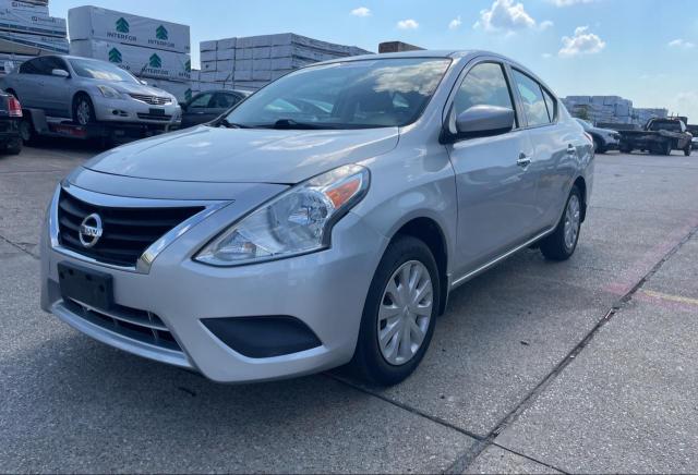 3N1CN7AP2HL875696 - 2017 NISSAN VERSA S SILVER photo 2