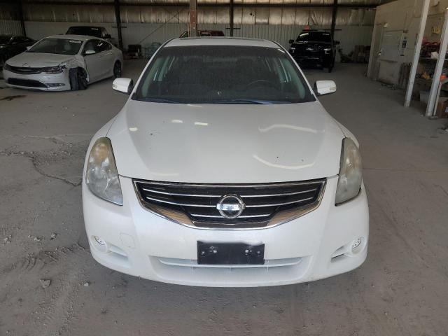 1N4AL2AP2BN441742 - 2011 NISSAN ALTIMA BASE WHITE photo 5