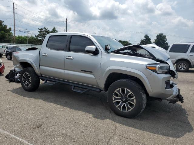 3TMCZ5AN1PM634502 - 2023 TOYOTA TACOMA DOUBLE CAB ვერცხლისფერი ფოტო 4