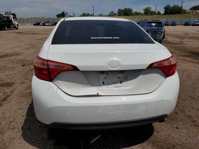 5YFBURHE2JP804339 - 2018 TOYOTA COROLLA L WHITE photo 6