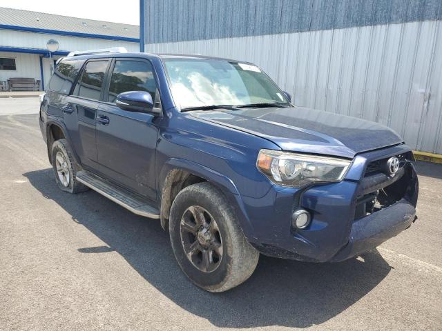 JTEZU5JR0J5190145 - 2018 TOYOTA 4RUNNER SR5 Niebieski zdjęcie 4
