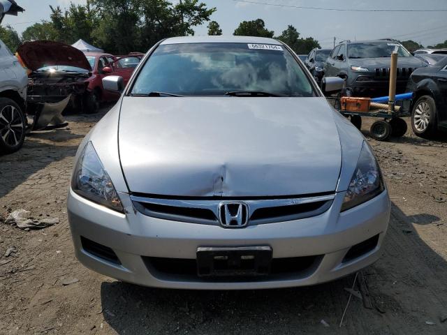 1HGCM56187A030626 - 2007 HONDA ACCORD VALUE SILVER photo 5