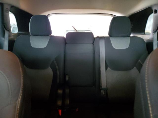 1C4PJLAB1GW273159 - 2016 JEEP CHEROKEE SPORT SILVER photo 10