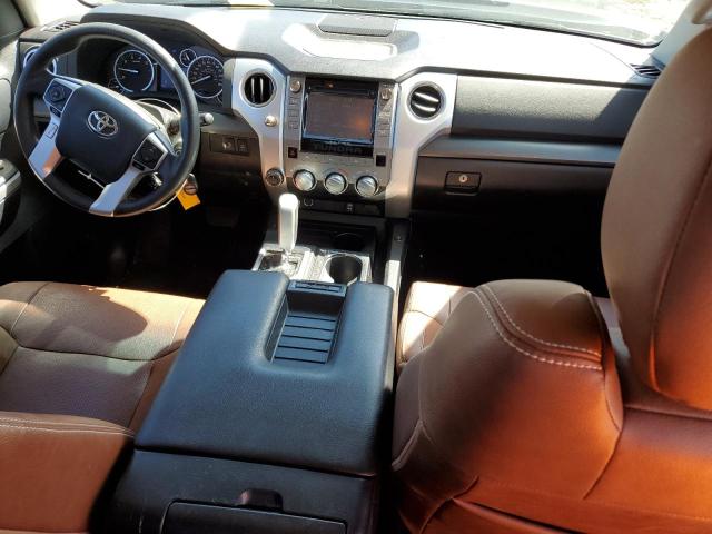 5TFUW5F10EX378945 - 2014 TOYOTA TUNDRA DOUBLE CAB SR/SR5 BLACK photo 8