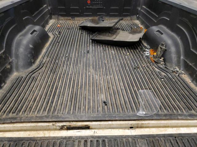 3C6JR7ET8HG633057 - 2017 RAM 1500 SLT WHITE photo 10