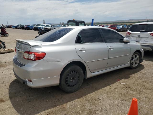 5YFBU4EE6DP213135 - 2013 TOYOTA COROLLA BASE Сріблястий фото 3