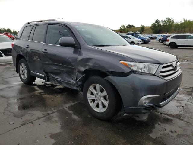 5TDBK3EH6DS224606 - 2013 TOYOTA HIGHLANDER BASE Մոխրագույն լուսանկար 4