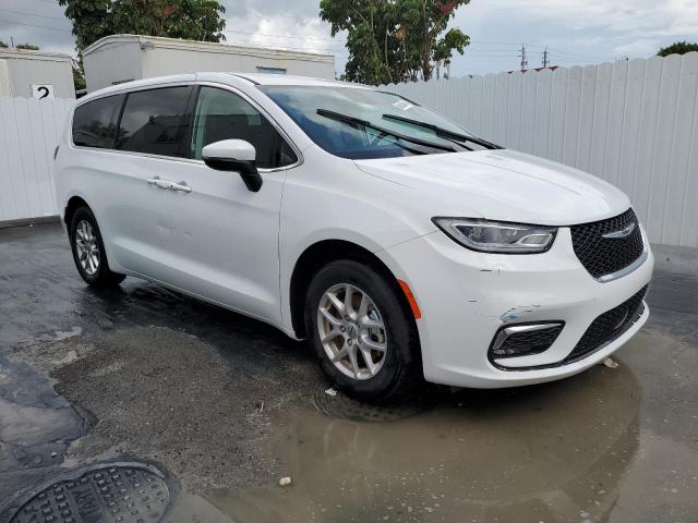 2C4RC1BG7PR601405 - 2023 CHRYSLER PACIFICA TOURING L WHITE photo 4