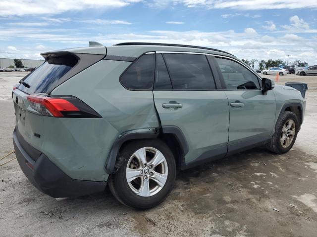 JTMW1RFV3KJ016625 - 2019 TOYOTA RAV4 XLE GREEN photo 3