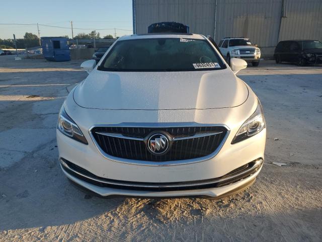 1G4ZP5SSXJU146331 - 2018 BUICK LACROSSE ESSENCE თეთრი ფოტო 5
