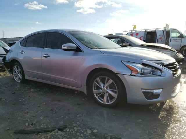 1N4AL3AP8FC108999 - 2015 NISSAN ALTIMA 2.5 SILVER photo 4