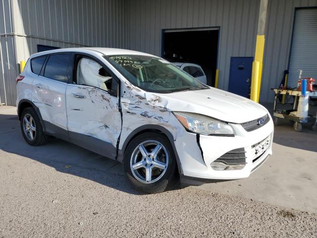 1FMCU0GX3EUA63318 - 2014 FORD ESCAPE SE WHITE photo 4