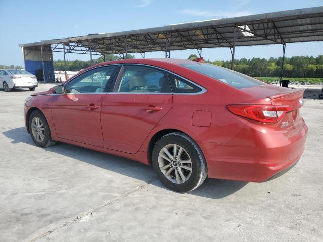 5NPE24AF1HH450409 - 2017 HYUNDAI SONATA SE RED photo 2