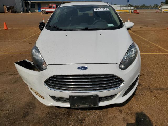 3FADP4EJ1KM144992 - 2019 FORD FIESTA SE WHITE photo 5