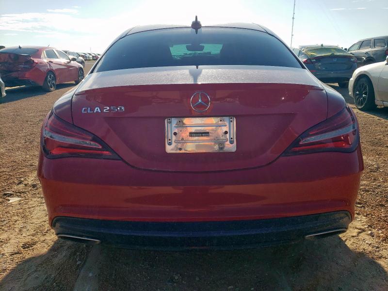 WDDSJ4EBXJN530459 - 2018 MERCEDES-BENZ CLA 250 红色 照片 6