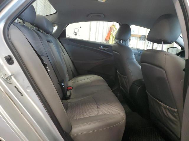 5NPEC4AC5DH536710 - 2013 HYUNDAI SONATA SE 银色 照片 10