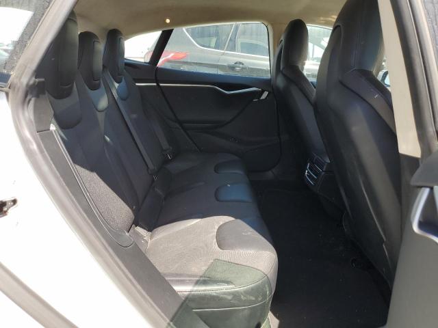 5YJSA1E24GF128131 - 2016 TESLA MODEL S WHITE photo 10