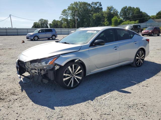 2022 NISSAN ALTIMA SR, 