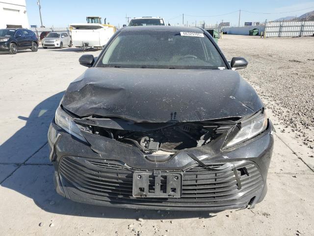 JTNB11HK2J3014947 - 2018 TOYOTA CAMRY L BLACK photo 5