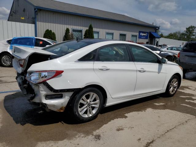 5NPEB4AC2CH453723 - 2012 HYUNDAI SONATA GLS WHITE photo 3