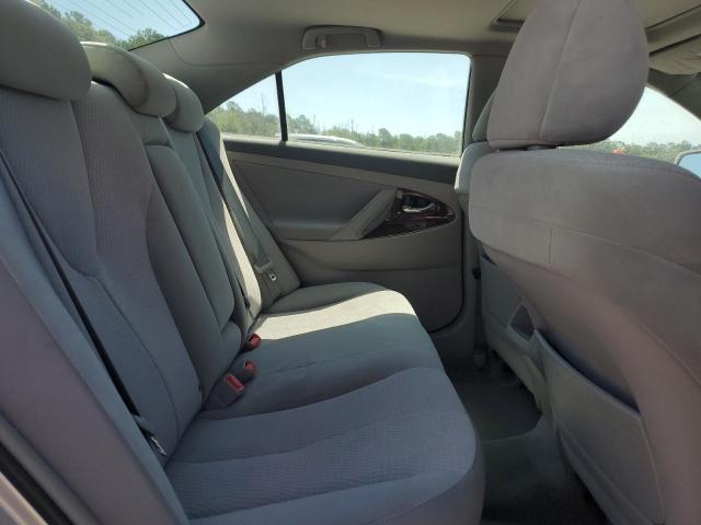 4T1BF3EK2AU540927 - 2010 TOYOTA CAMRY BASE SILVER photo 10