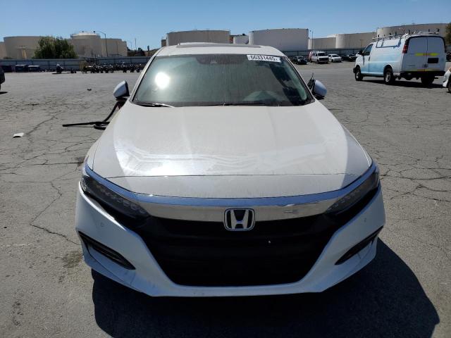 1HGCV2F95JA009175 - 2018 HONDA ACCORD TOURING თეთრი ფოტო 5
