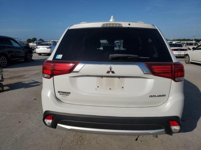 JA4AD2A33JZ003138 - 2018 MITSUBISHI OUTLANDER ES WHITE photo 6