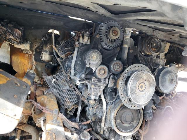 1GCHK231X4F137978 - 2004 CHEVROLET SILVERADO K2500 HEAVY DUTY BEIGE photo 11