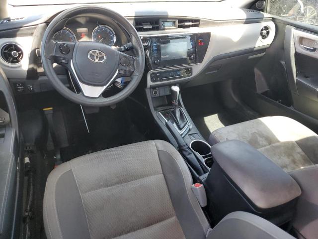 2T1BURHE7JC092927 - 2018 TOYOTA COROLLA L 灰色 照片 8