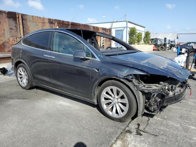 5YJXCAE21GF002681 - 2016 TESLA MODEL X 灰色 照片 4