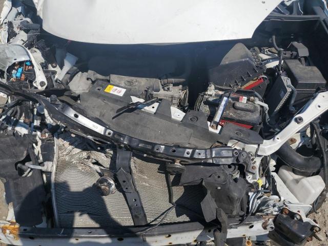 JTMBFREV6HJ124490 - 2017 TOYOTA RAV4 LE თეთრი ფოტო 12