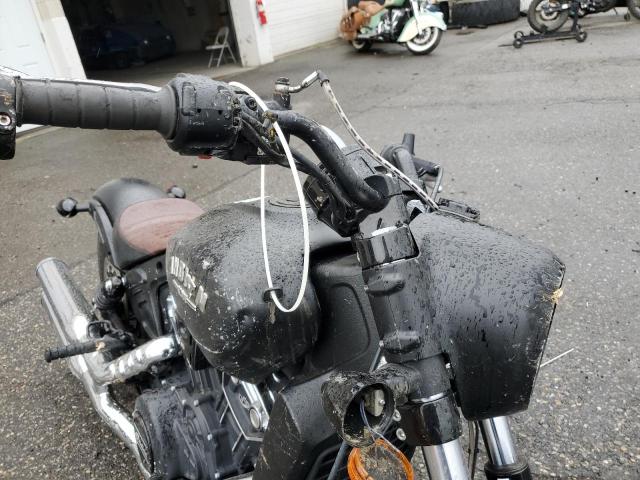56KMTA00XN3187455 - 2022 INDIAN MOTORCYCLE CO. SCOUT BOBBER ABS BLACK photo 10