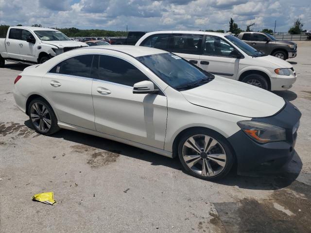 WDDSJ4EBXFN193895 - 2015 MERCEDES-BENZ CLA 250 WHITE photo 4