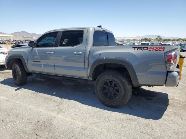 3TMCZ5AN0LM296472 - 2020 TOYOTA TACOMA DOUBLE CAB GRAY photo 2