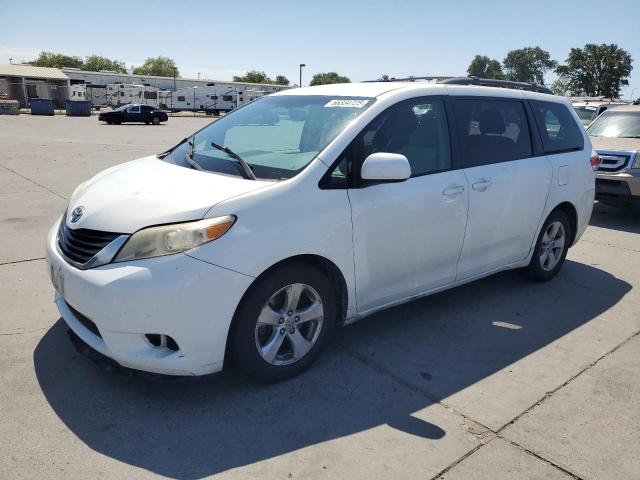 2011 TOYOTA SIENNA LE, 