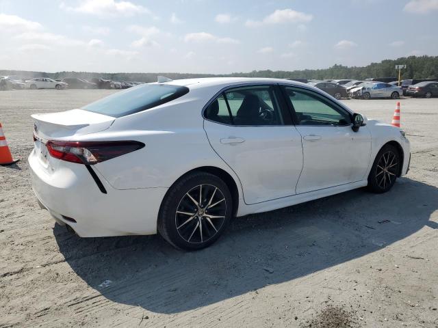 4T1G11AK4NU674553 - 2022 TOYOTA CAMRY SE 白色 照片 3
