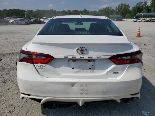4T1G11AK4NU674553 - 2022 TOYOTA CAMRY SE 白色 照片 6