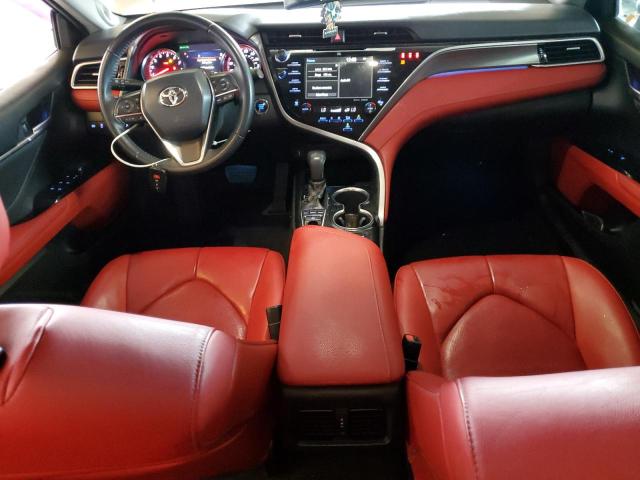 4T1BZ1HK2JU010688 - 2018 TOYOTA CAMRY XSE 银色 照片 8