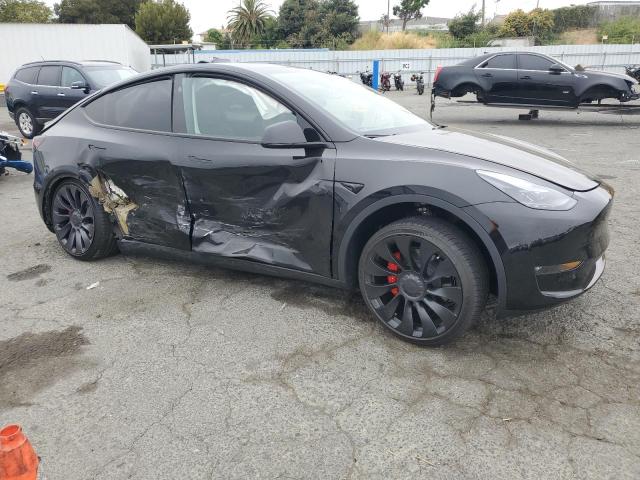 7SAYGDEF9RF053333 - 2024 TESLA MODEL Y შავი ფოტო 4